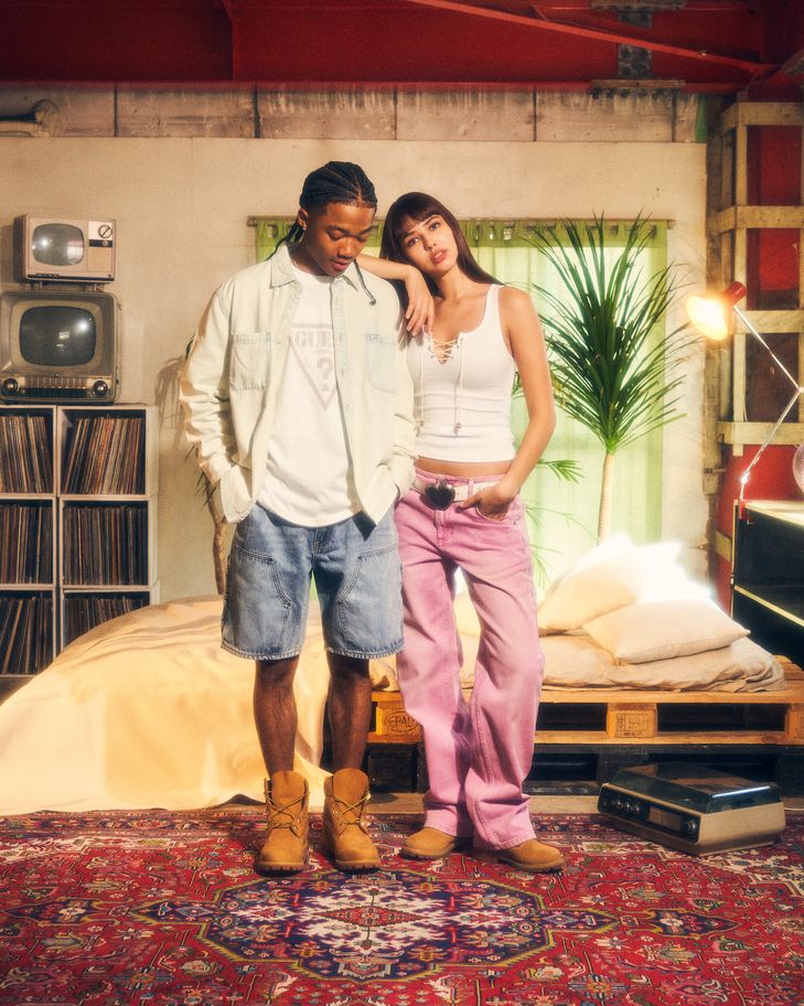 GUESS(ゲス) JAPAN 公式オンラインストア | GUESS JAPAN OFFICIAL