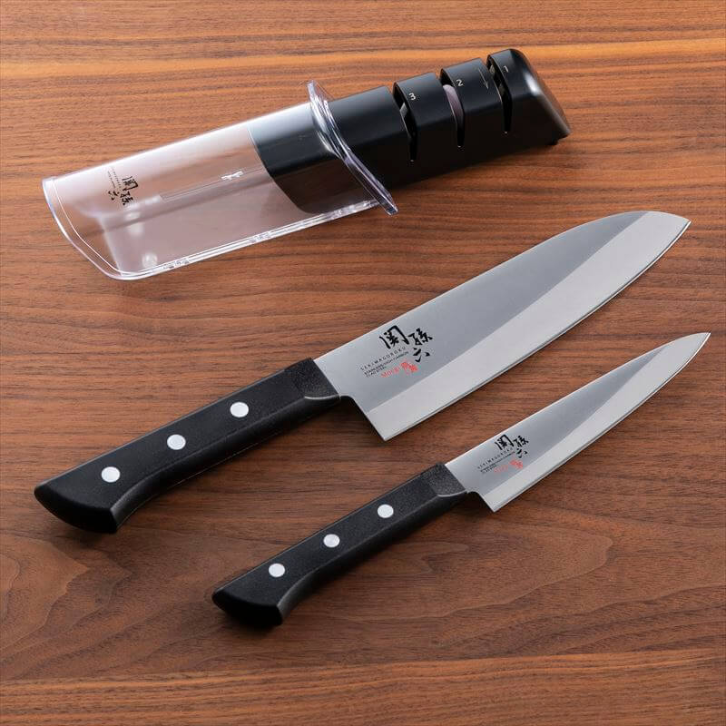 関孫六 包丁セット ステンレス(三徳165mm & ペティ120mm): キッチン