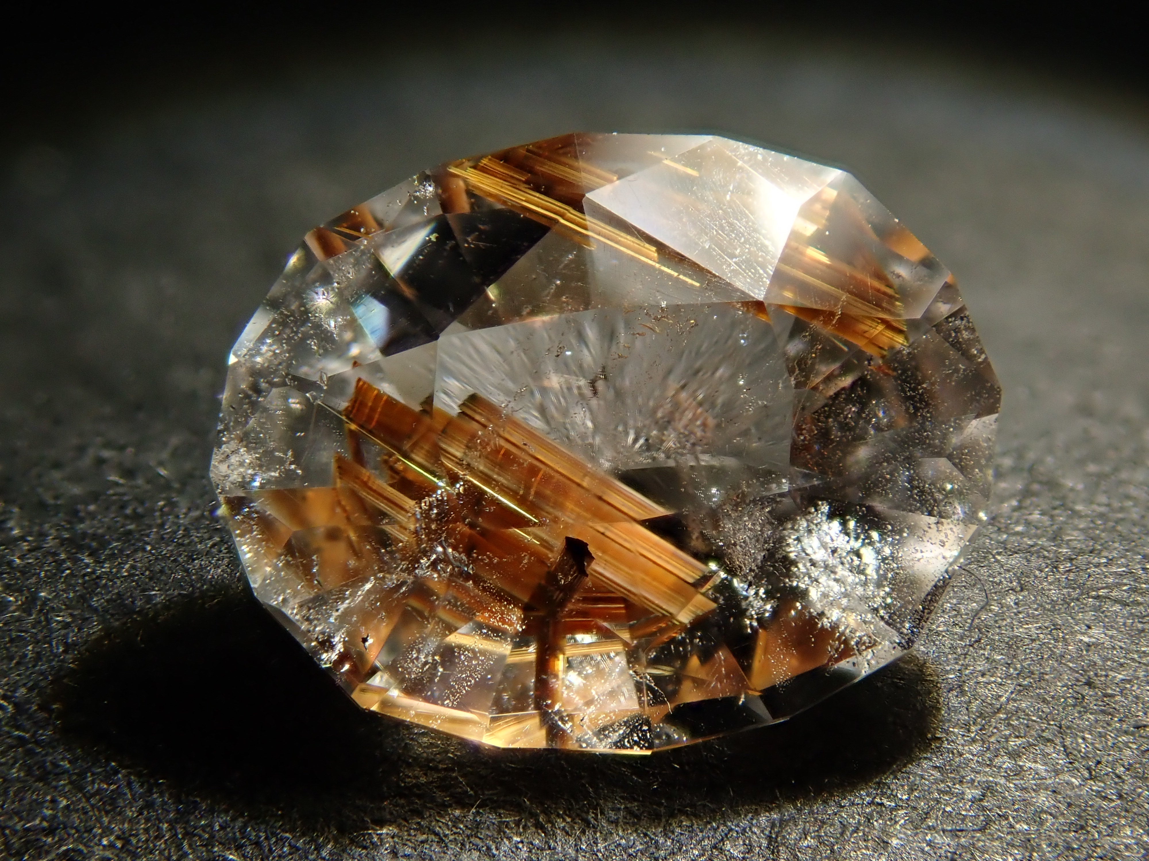 K18YG ミャンマー産翡翠（ヒスイ） 0.434ct・エメラルドリング