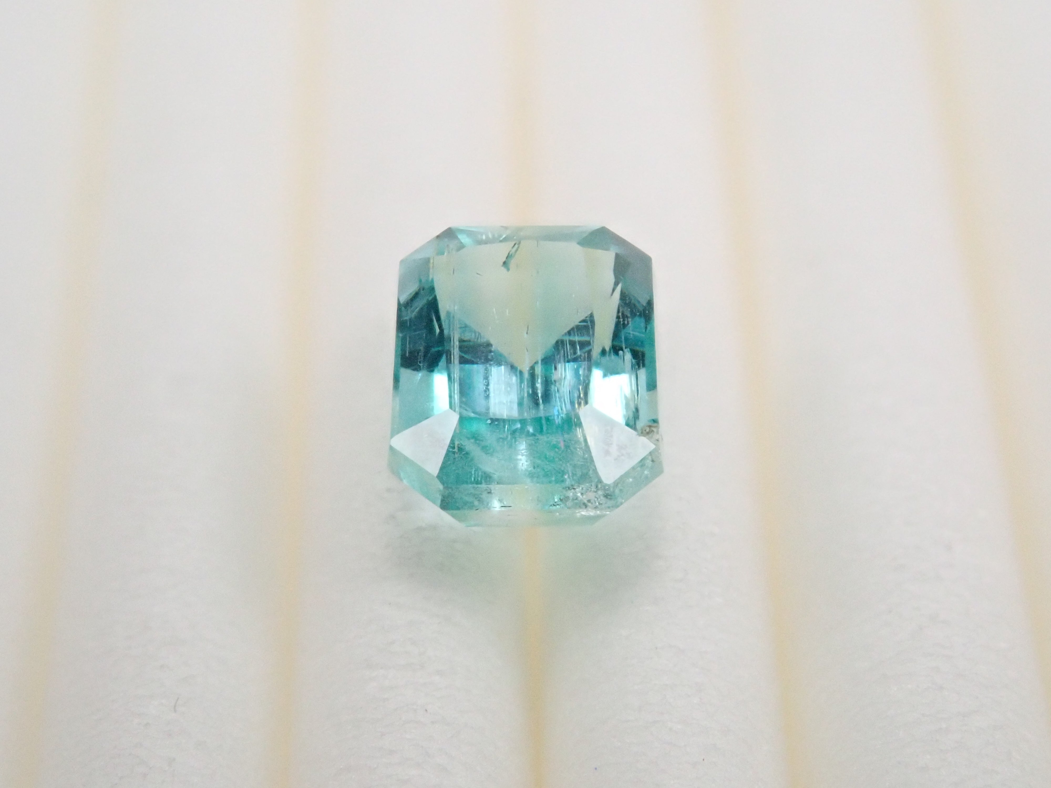 ナイジェリア産グリーンベリル 0.757ctルース