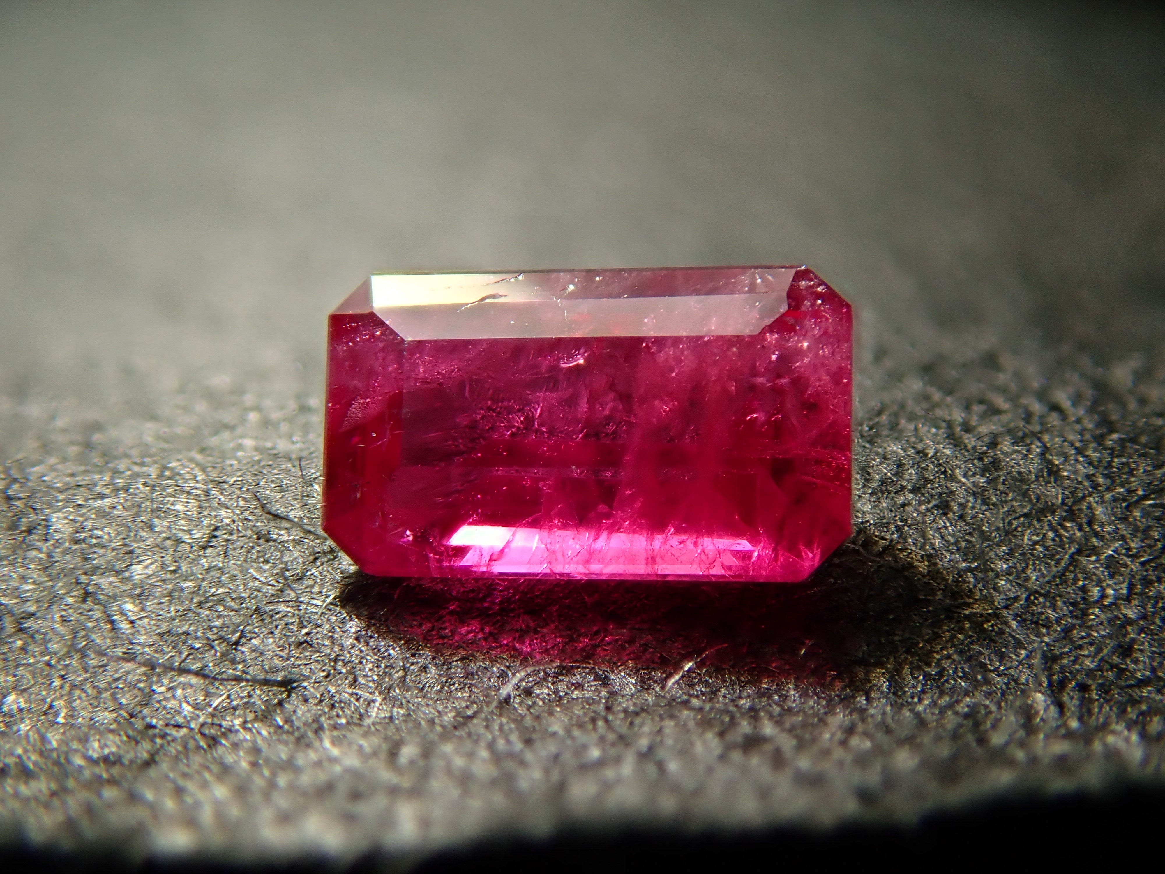 minはる幻の赤い閃光!!☆アメリカ産レッドベリル☆リングオーダー 幻の