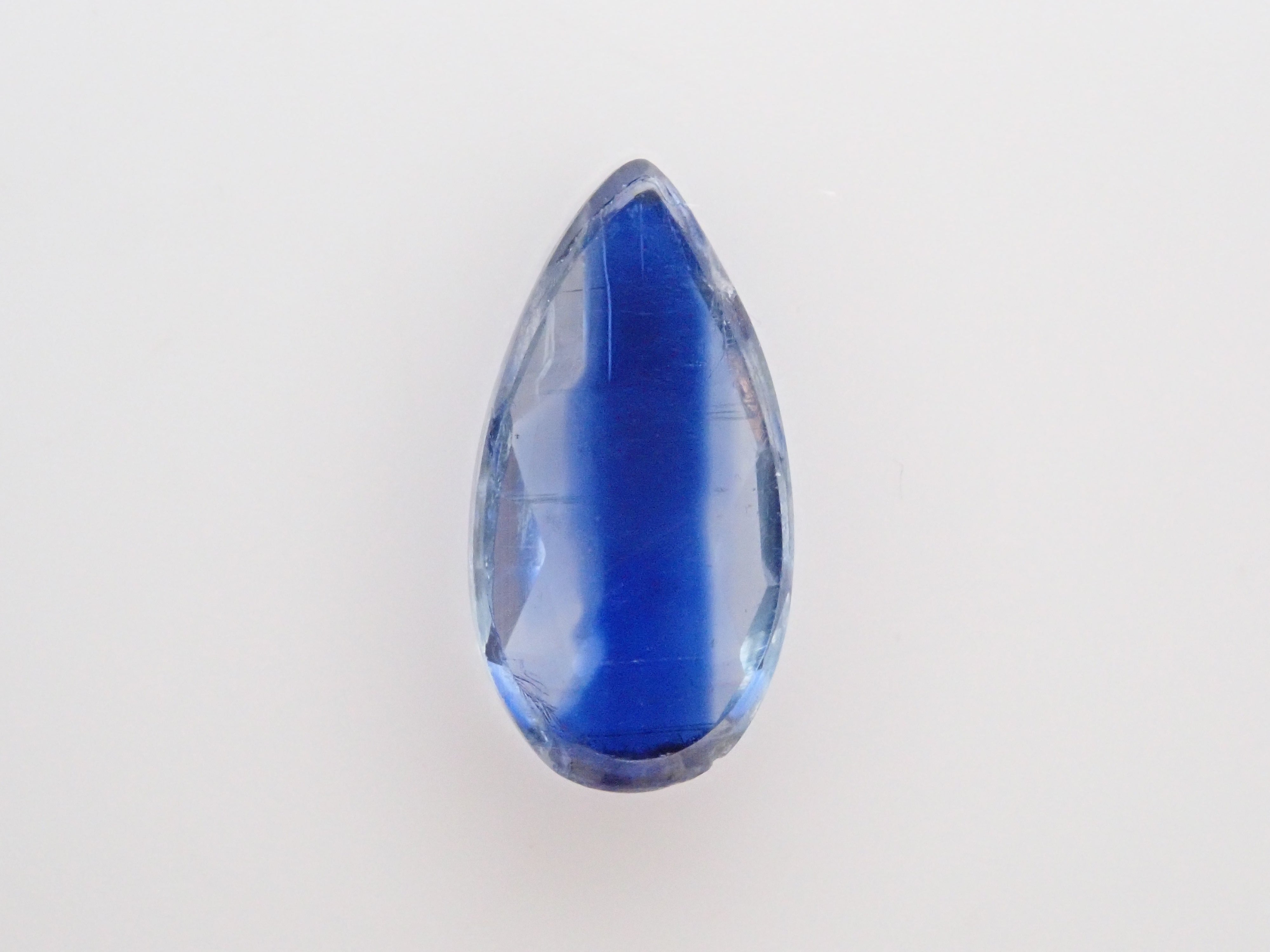 バイカラーカイヤナイト 0.987ctルース