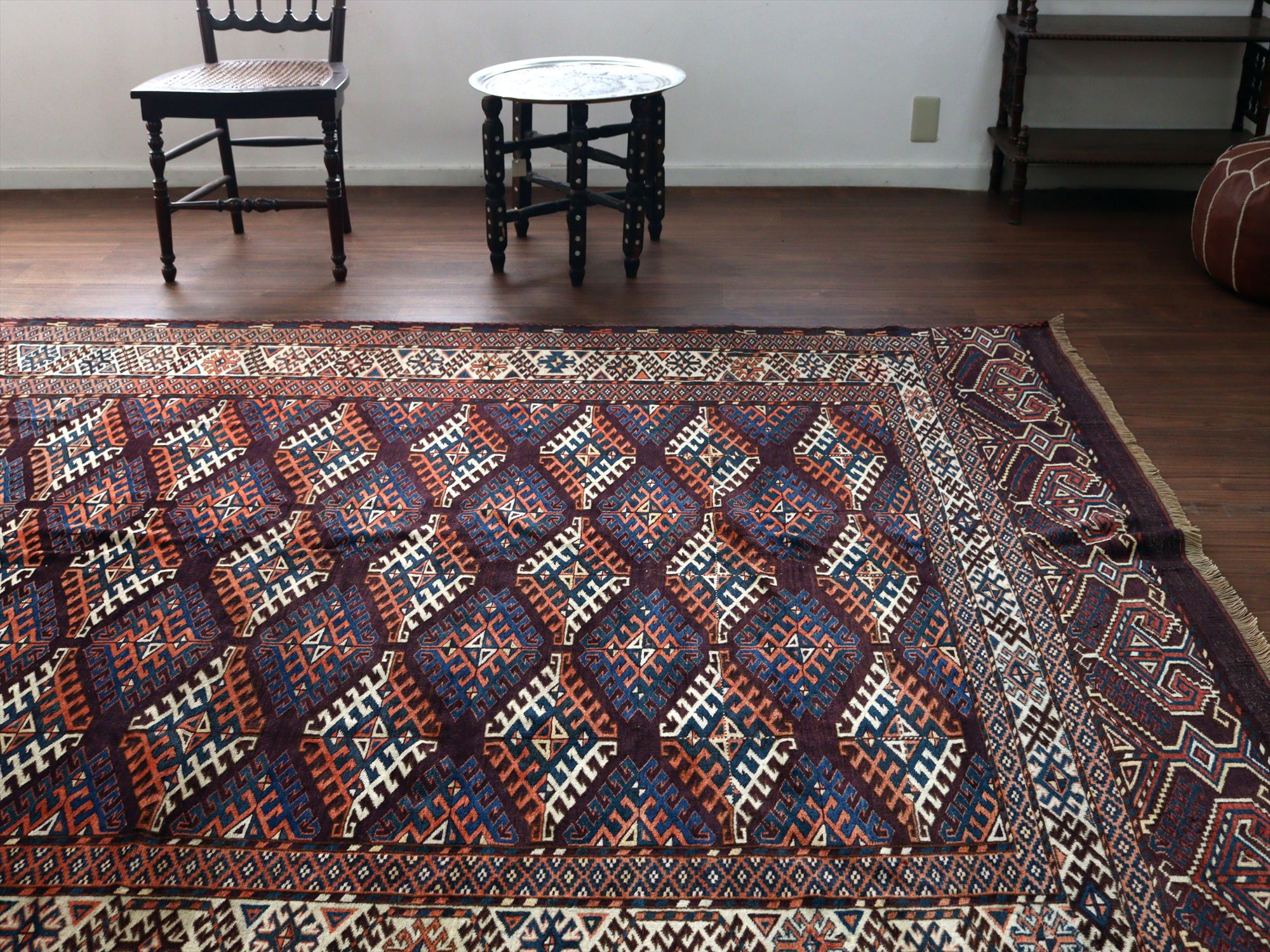 キリムスタイル / トライバルラグ 部族絨毯 手織り 282×203cm