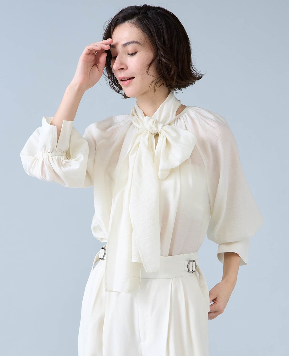 ボウタイ付きギャザーブラウス｜Liesse（リエス）｜商品詳細