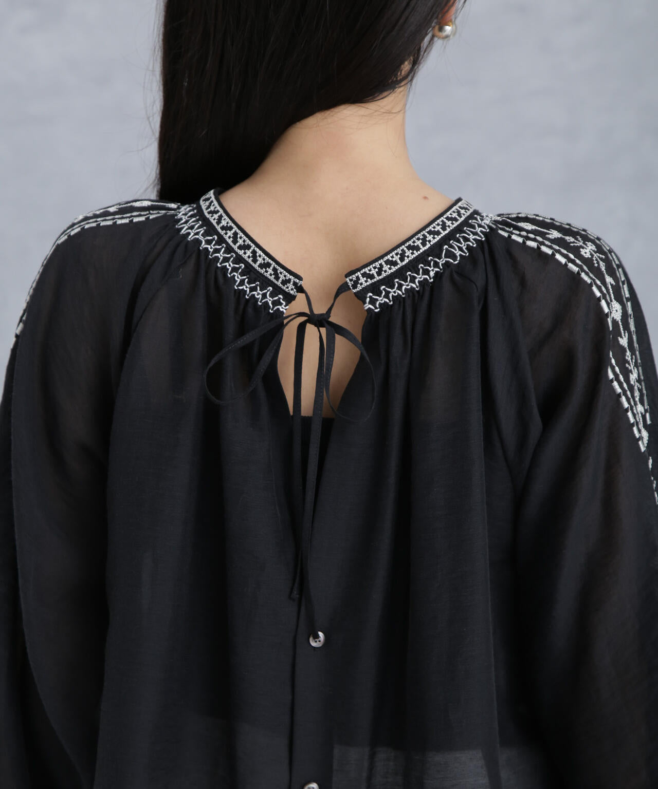 s*i様 黒の半袖チュニック ギャザー付き トクコ s*i様 黒の半袖