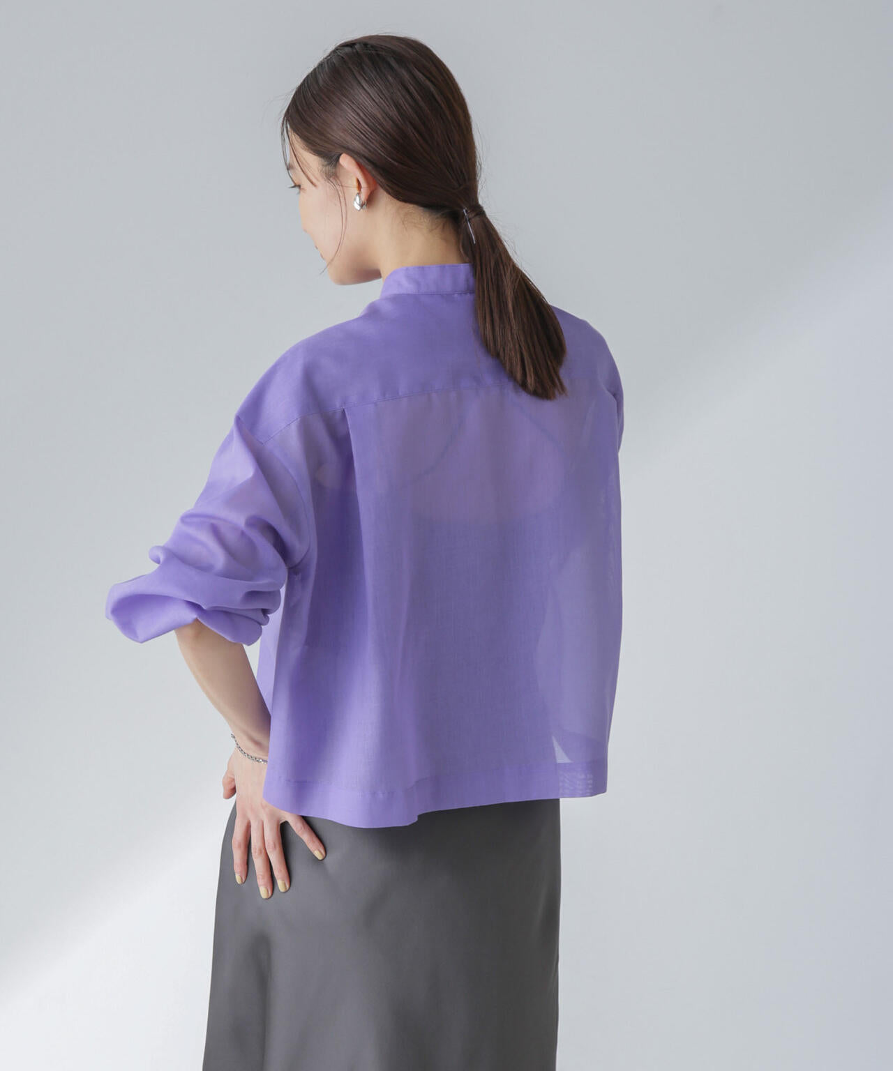 タック スリーブ シアー ポケット シャツ