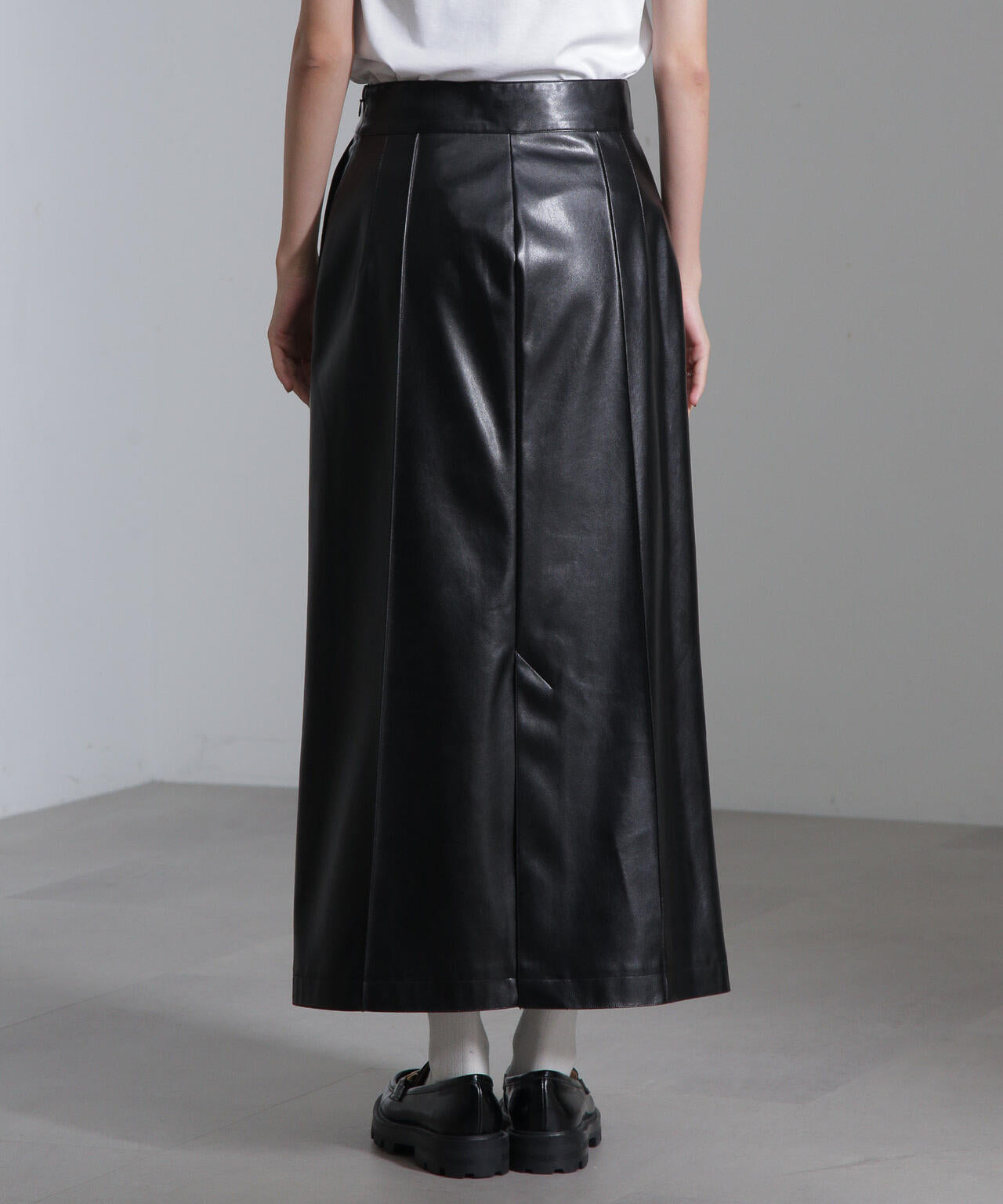フェイク レザー ピンタック スカート ( セットアップ 可)
