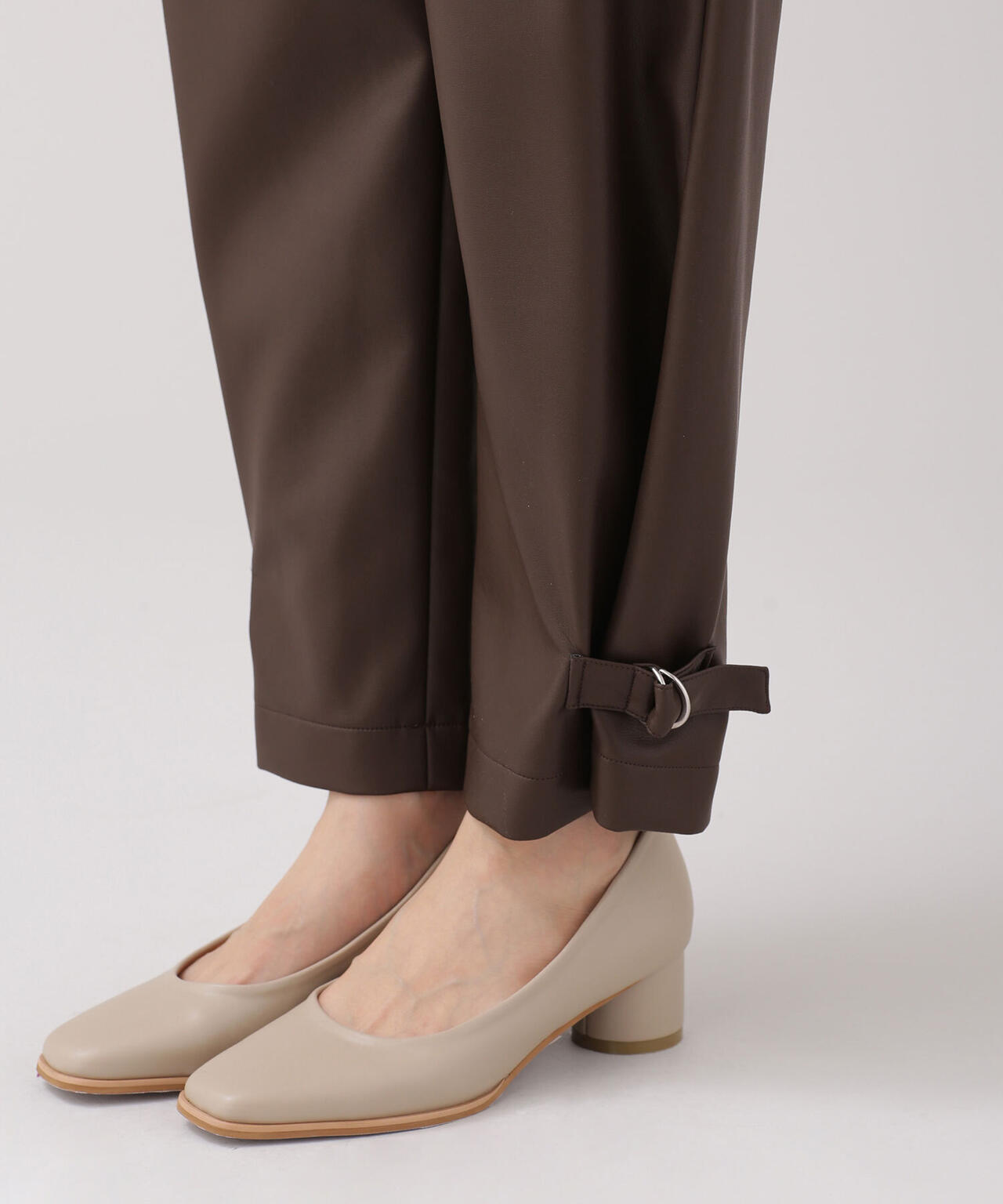 ヴィーガンレザー パンツ（セットアップ可）