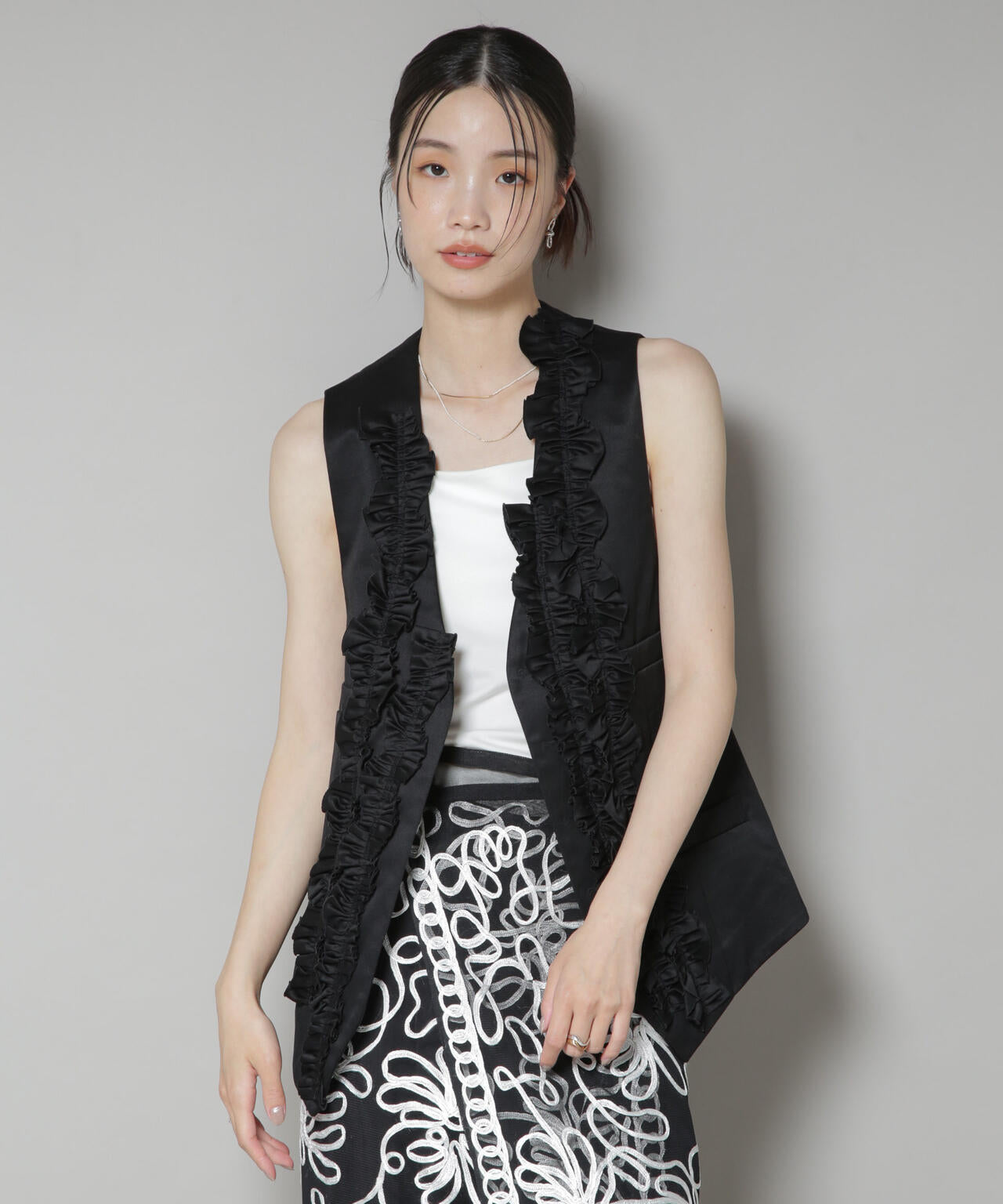 RhodolirioN / Frill Vest - Chino Cloth