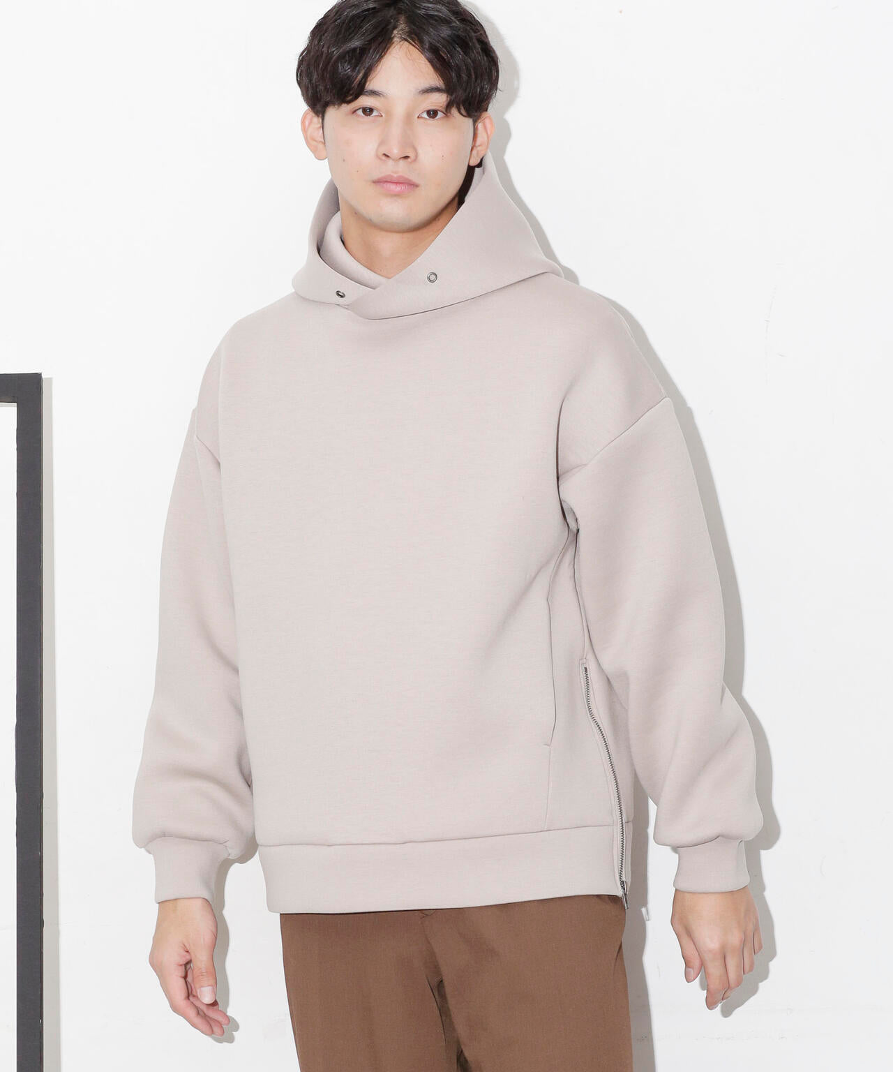 WEB限定 / テックダンボール サイドジップ パーカー