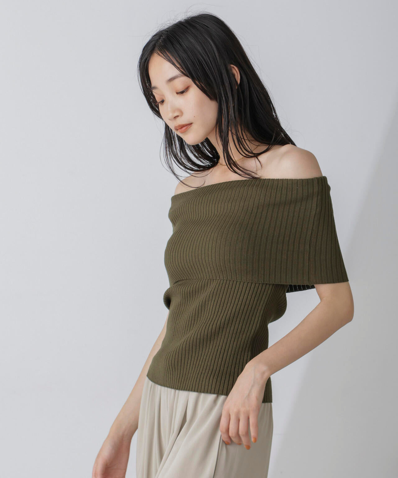 オフショルダー リブ ニット トップス