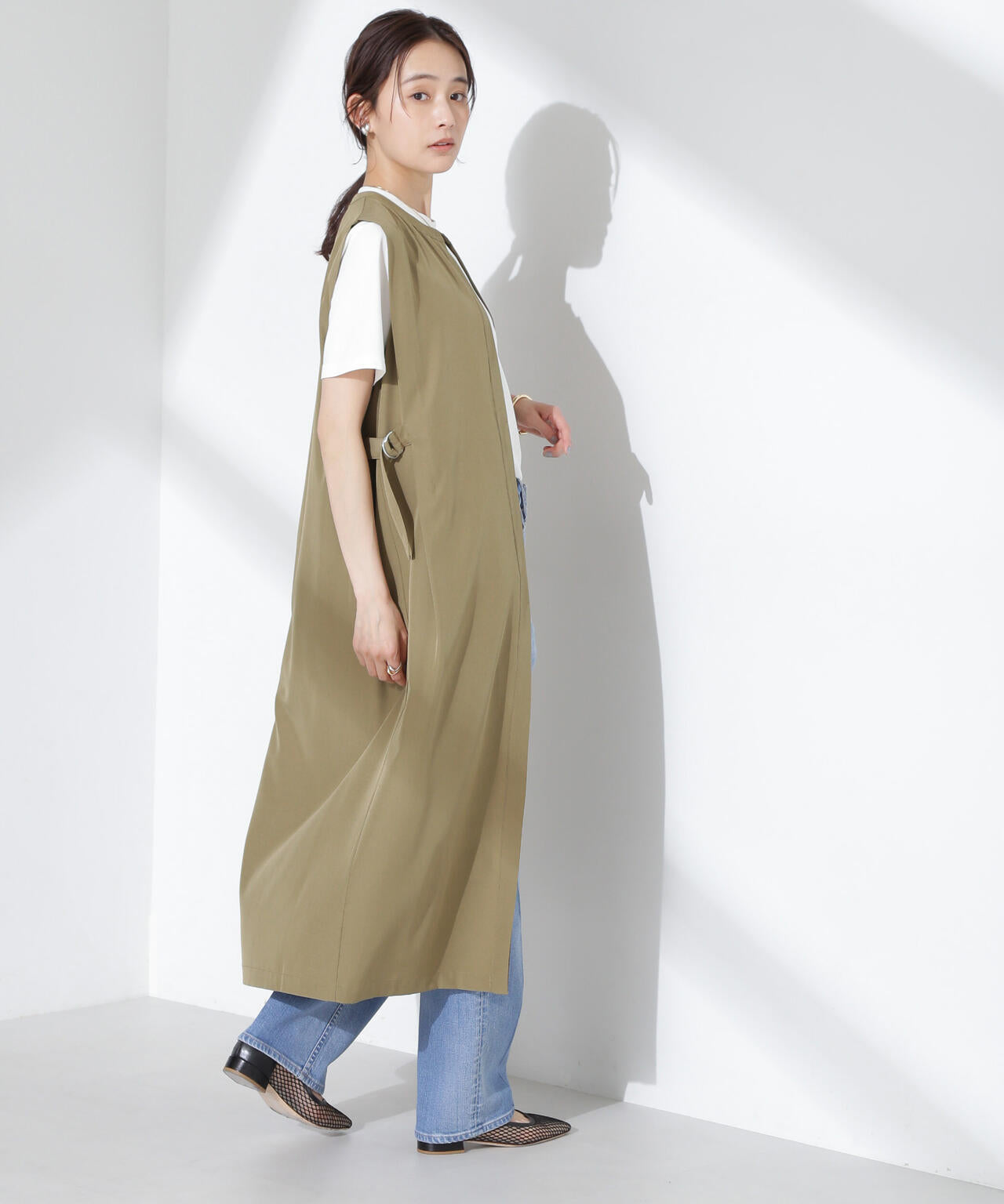 オープンフロント ノースリーブ ワンピース