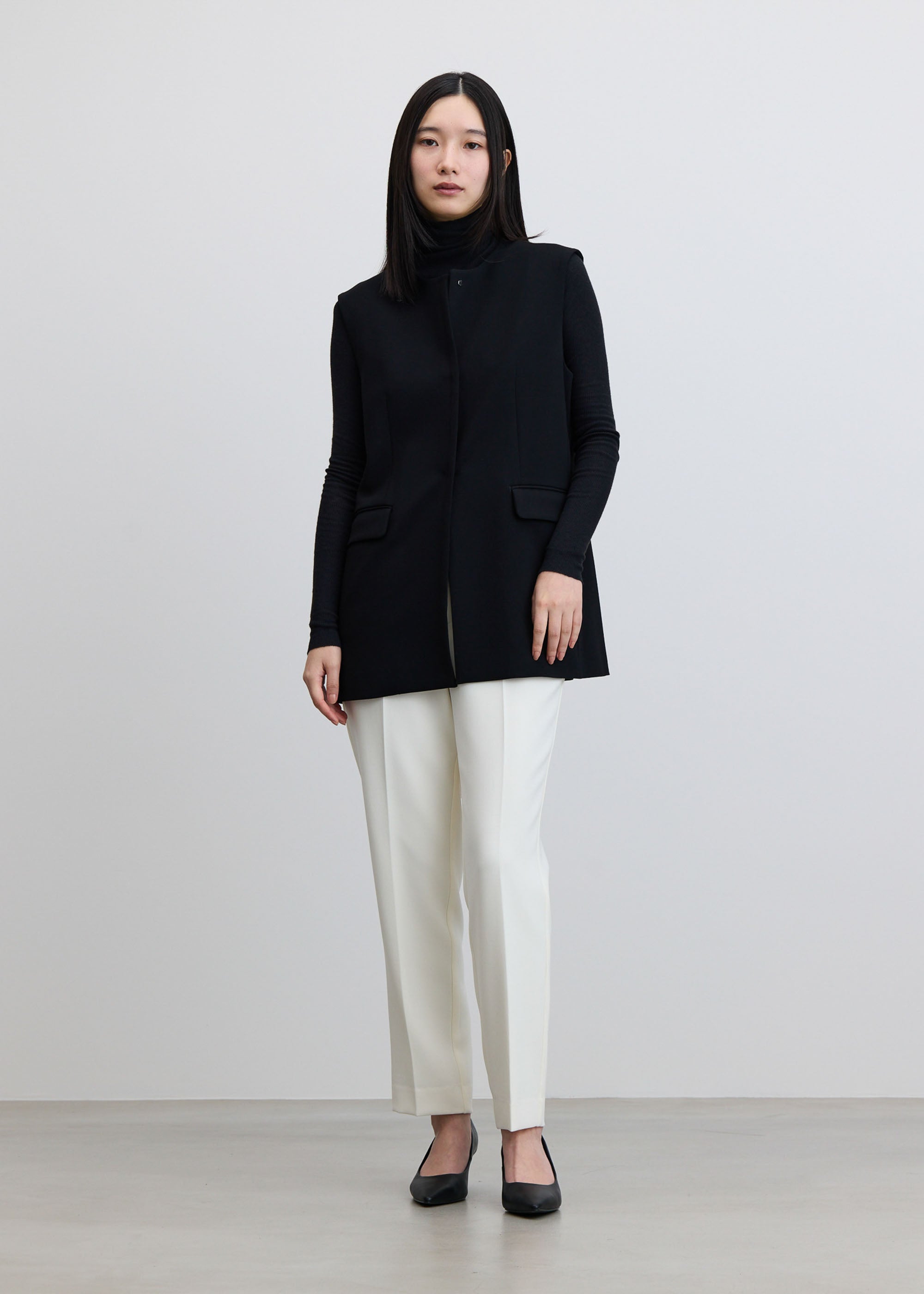 クルーネックジレ - SOÉJU online store｜上質な大人の女性のための