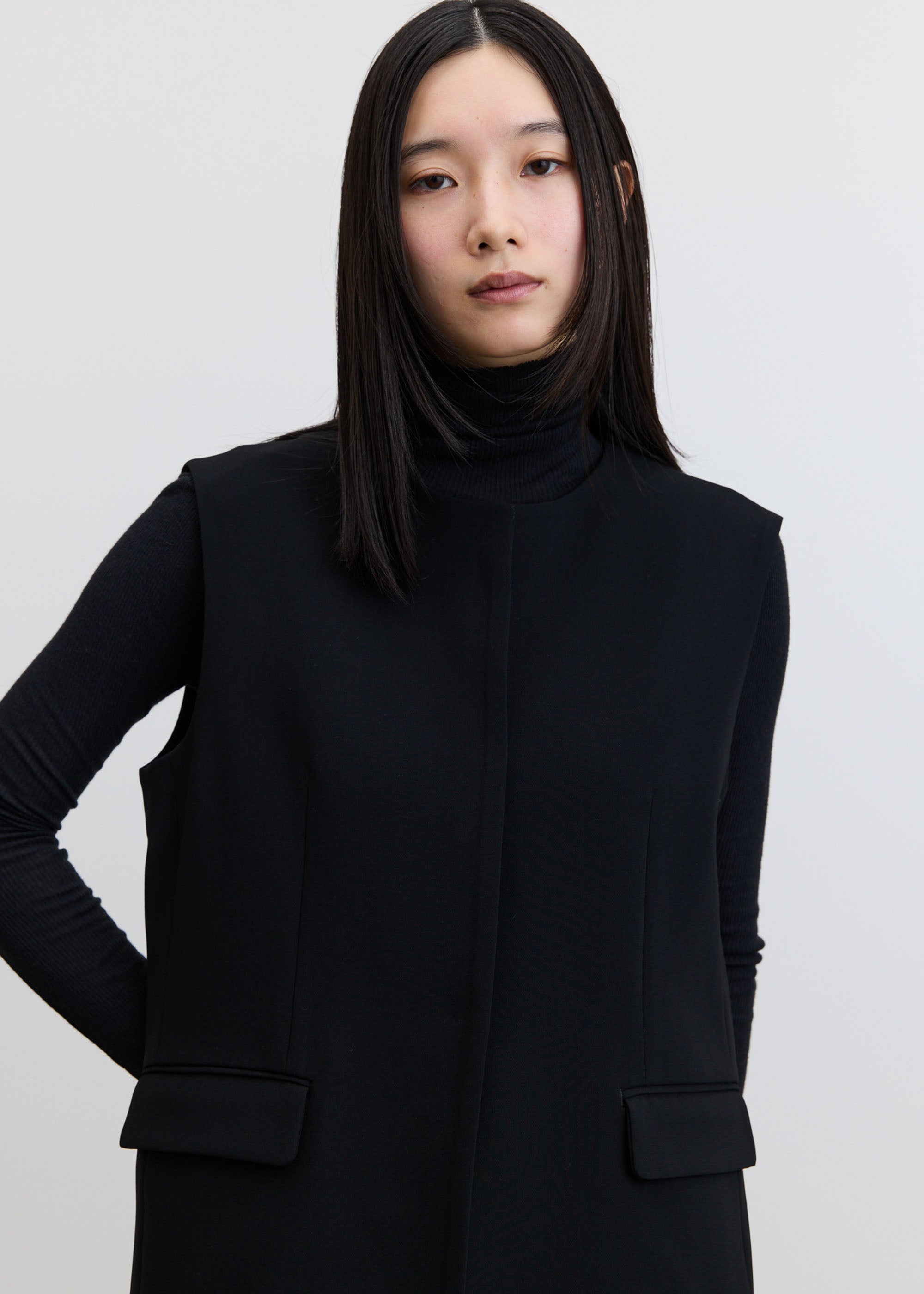 クルーネックジレ - SOÉJU online store｜上質な大人の女性のための