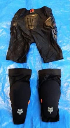 G-FORM プロテクターショーツ Sサイズ FOX 二ースリーブ ユース - メルカリ