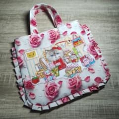 コヤンイサムチョンふっくらト–トバッグ 輸入立体薔薇柄フリル付き