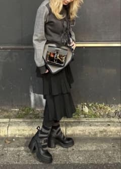 8997【極美品】Dr.Martens EVIEE TECH メリージェーン - メルカリ