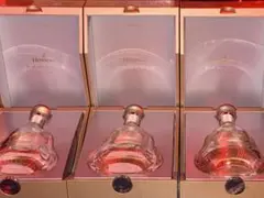 2026年最新】ヘネシー 空瓶の人気アイテム - メルカリ