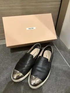 2026年最新】miumiu スリッポンの人気アイテム - メルカリ