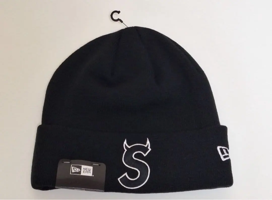 2026年最新】supreme ツノ ビーニーの人気アイテム - メルカリ