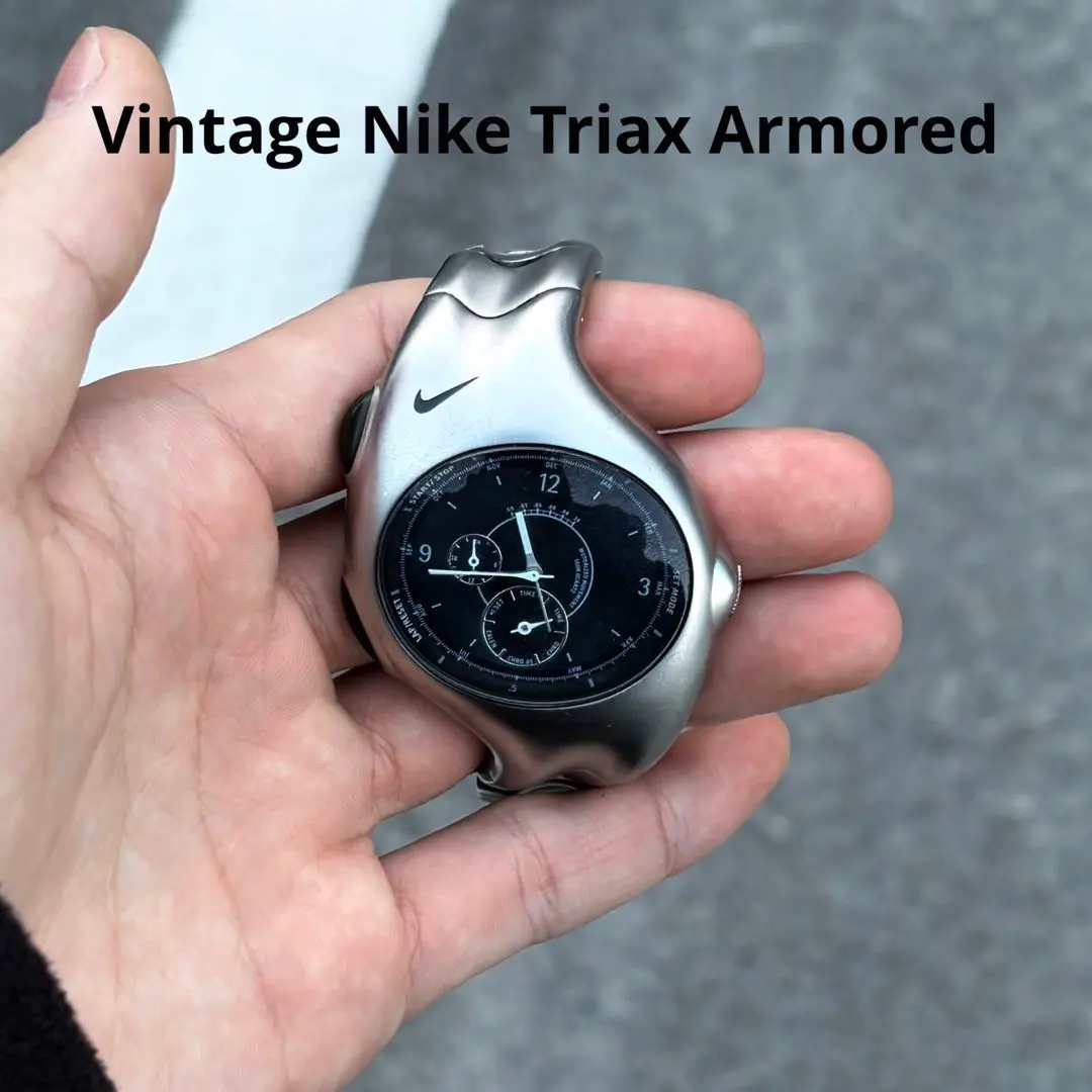 2026年最新】NIKE TRIAX armoredの人気アイテム - メルカリ