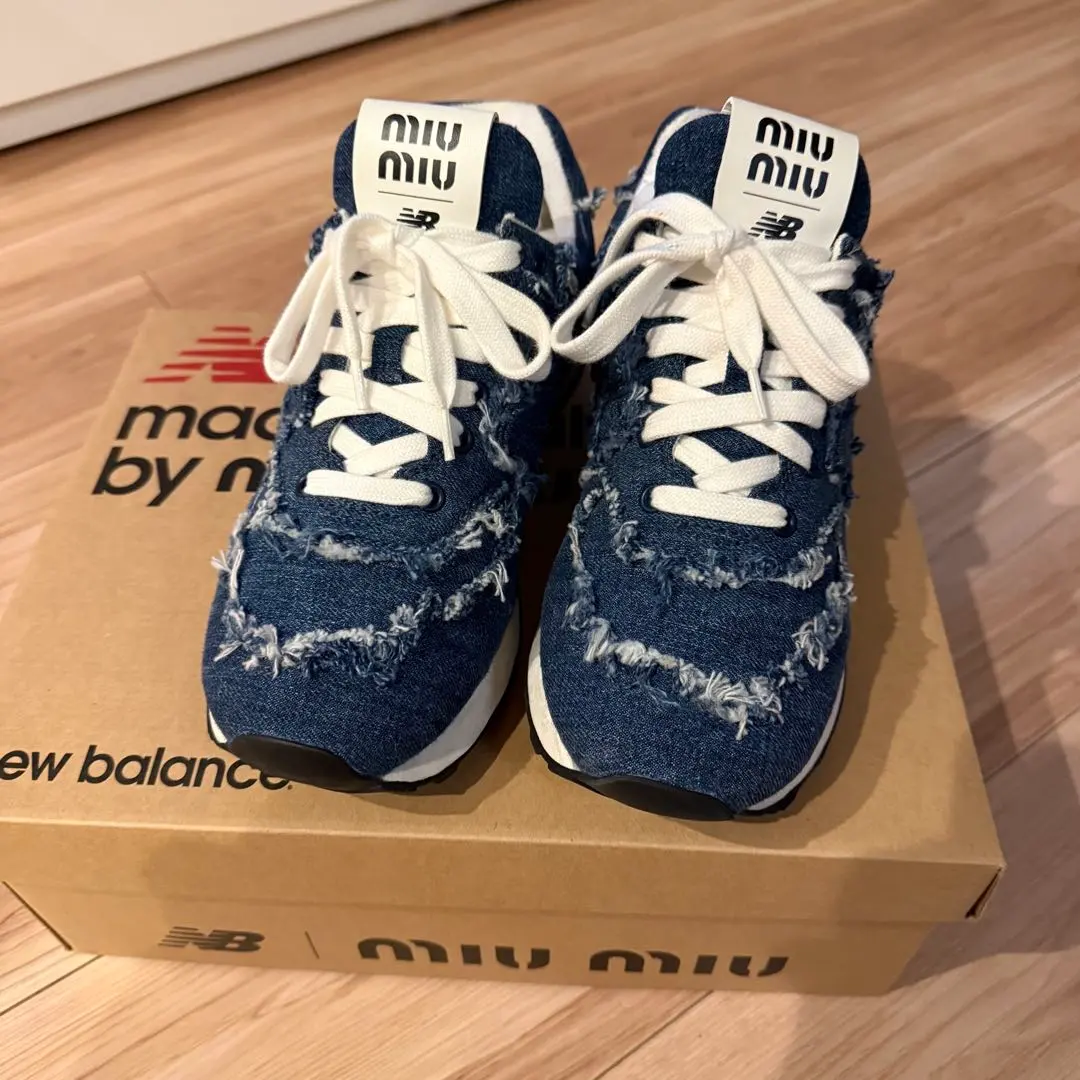 2026年最新】miumiu new balanceの人気アイテム - メルカリ