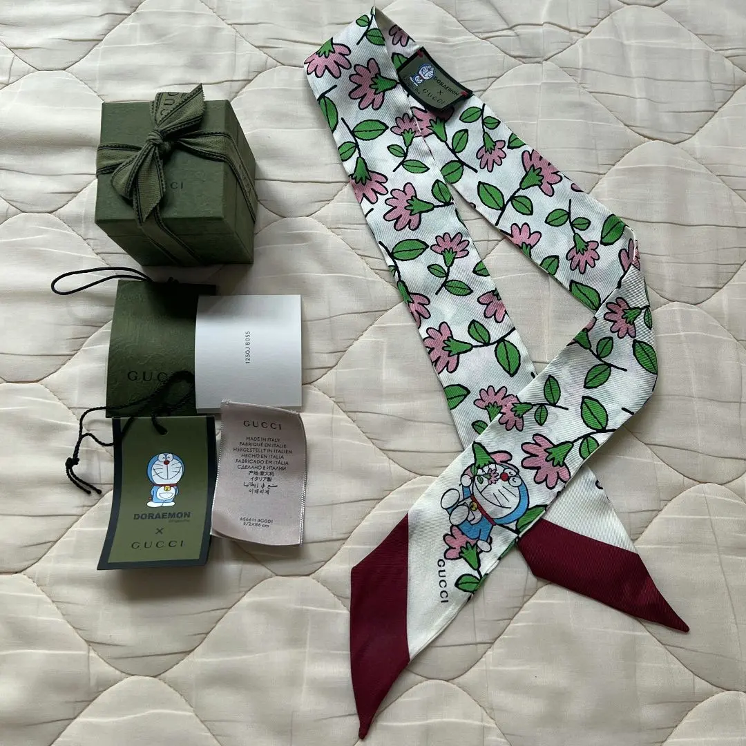2026年最新】ドラえもん gucci スカーフの人気アイテム - メルカリ