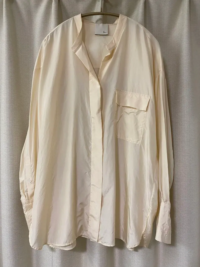 2026年最新】loin. シャツ・ブラウスの人気アイテム - メルカリ
