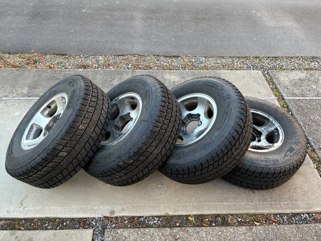 2026年最新】275/70/16 ランクルの人気アイテム - メルカリ