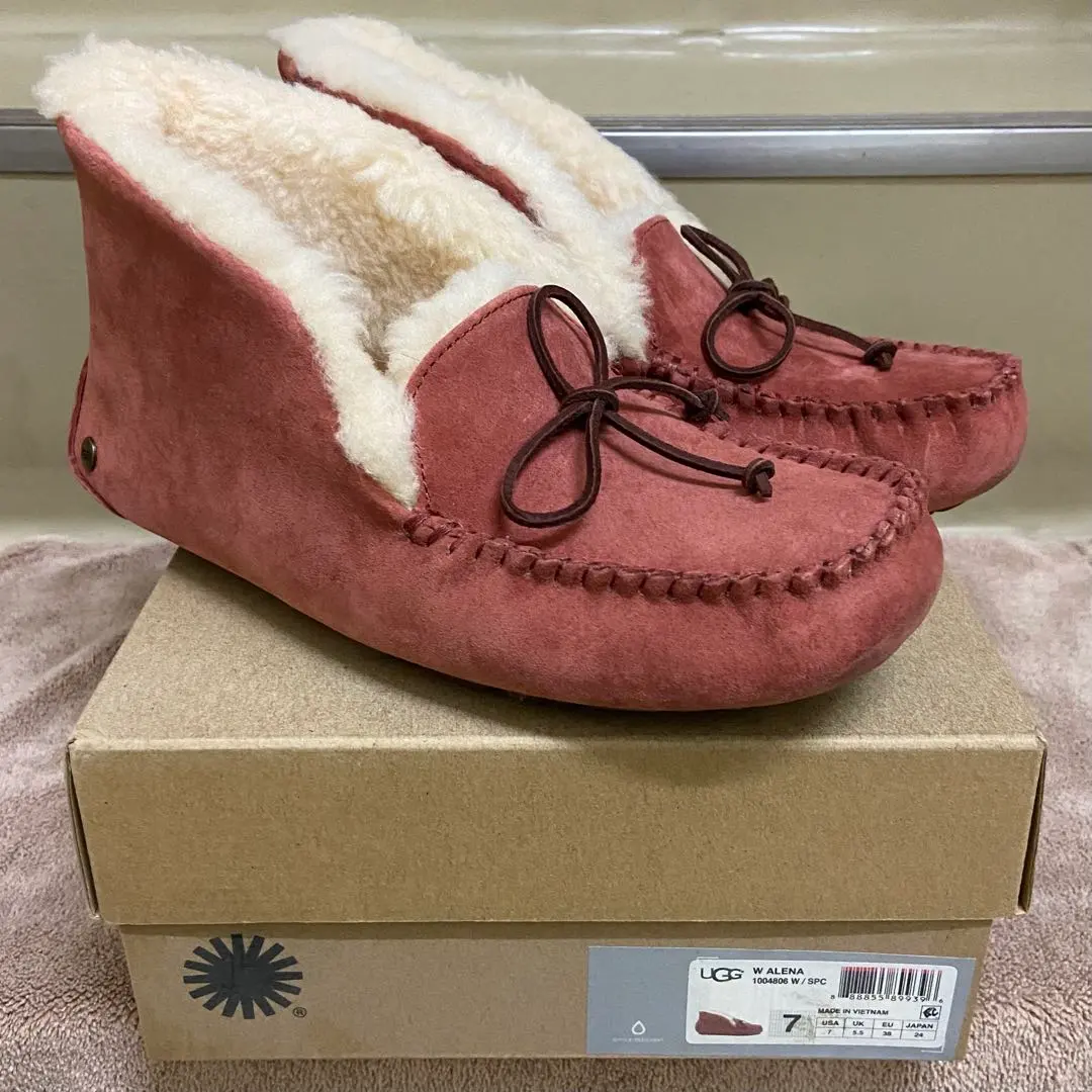 2026年最新】ugg アレーナの人気アイテム - メルカリ