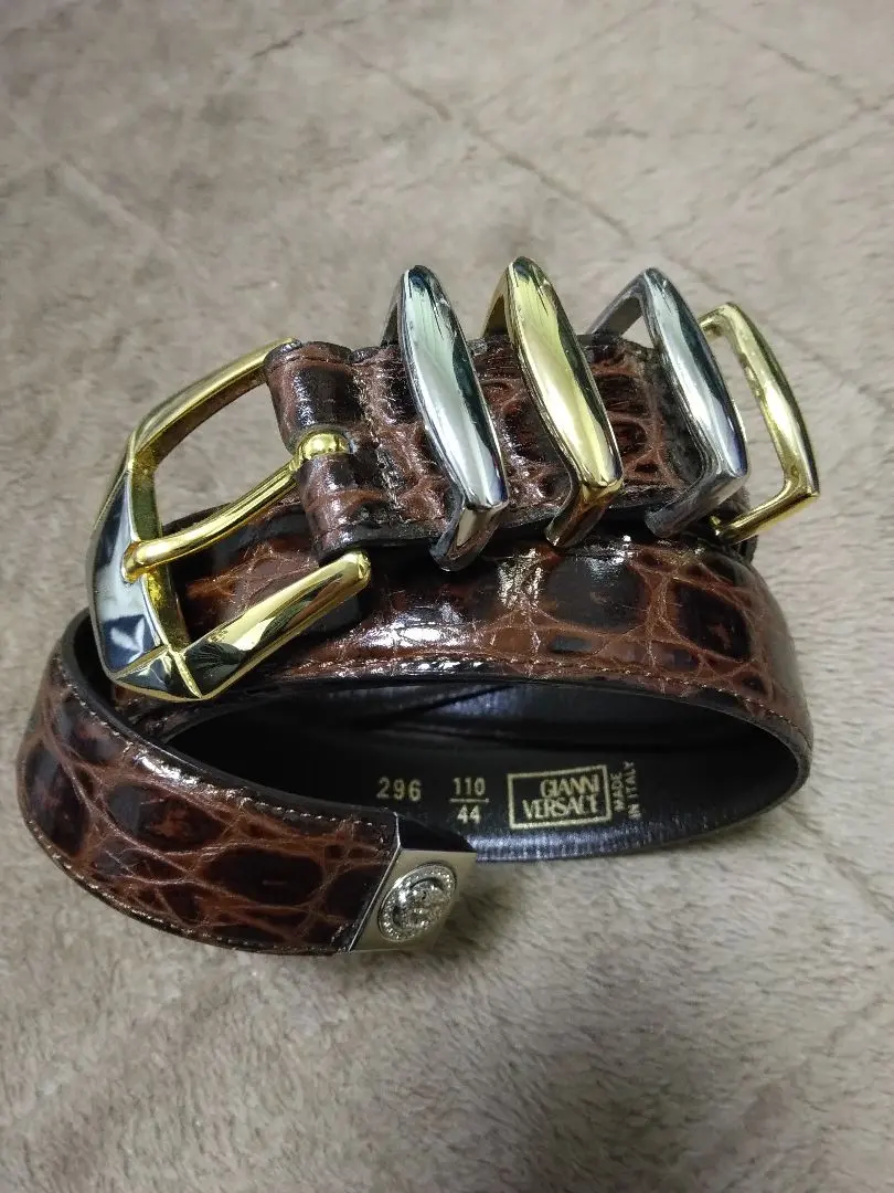 2026年最新】versace ベルト 4連の人気アイテム - メルカリ