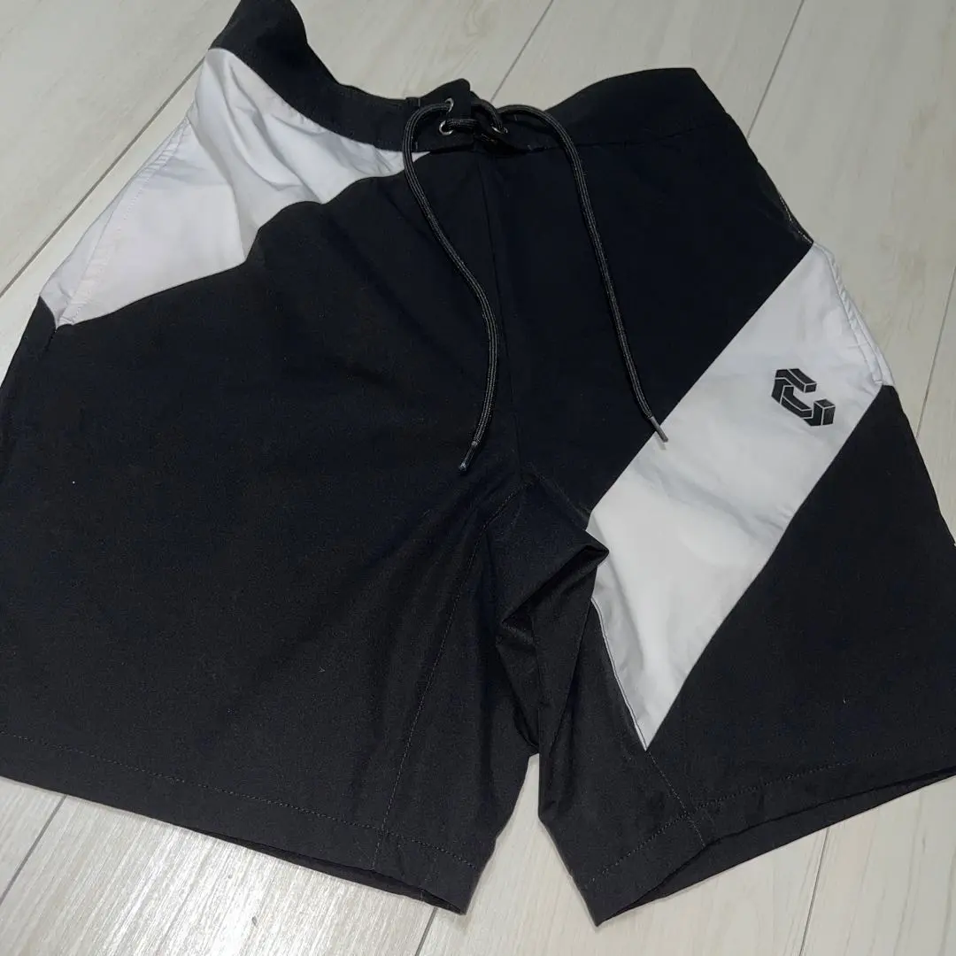 2026年最新】cronos サーフパンツの人気アイテム - メルカリ