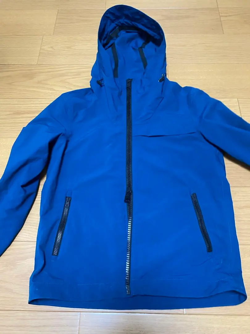 2026年最新】HERNO マウンテンパーカーの人気アイテム - メルカリ