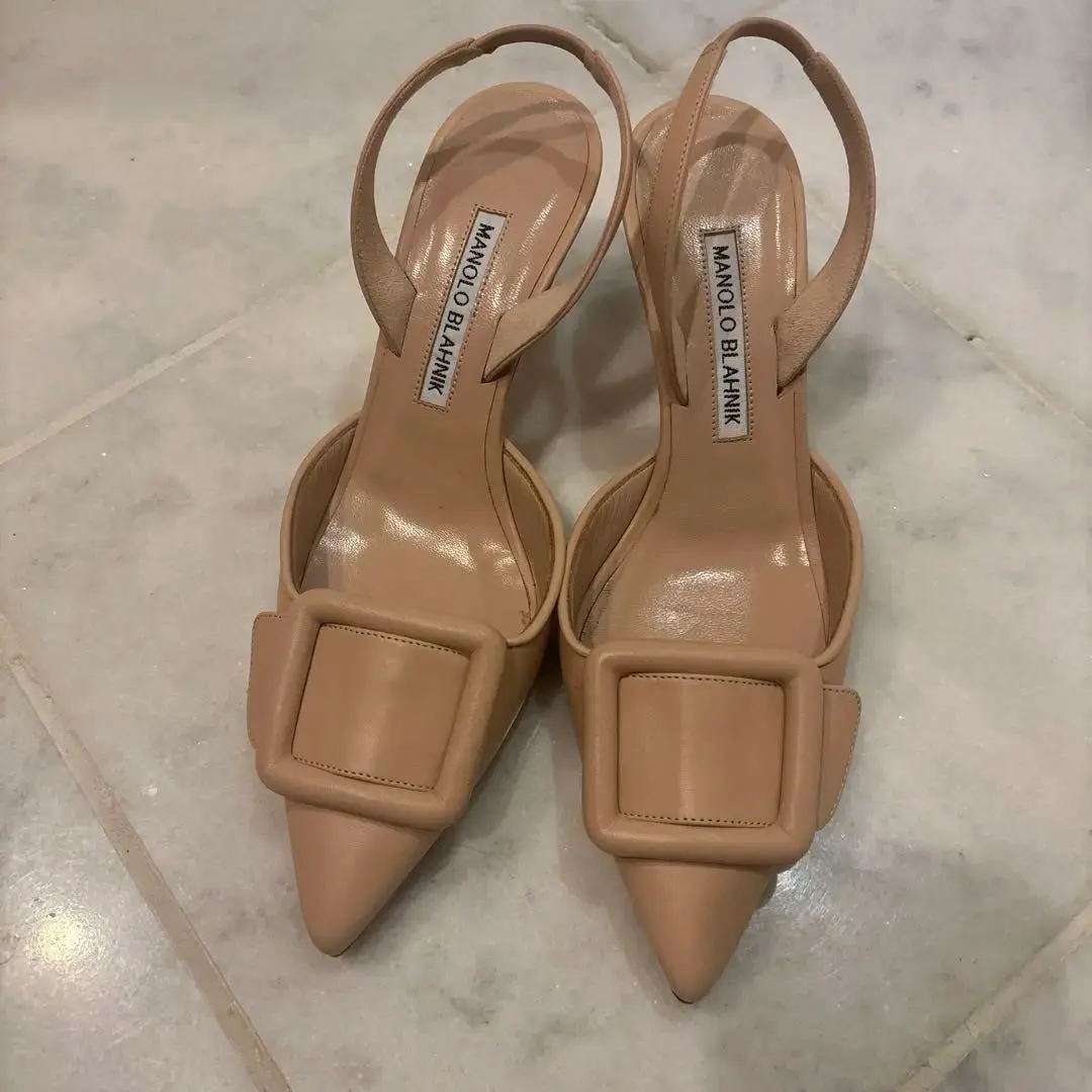 2026年最新】manolo blahnik メイセールの人気アイテム - メルカリ