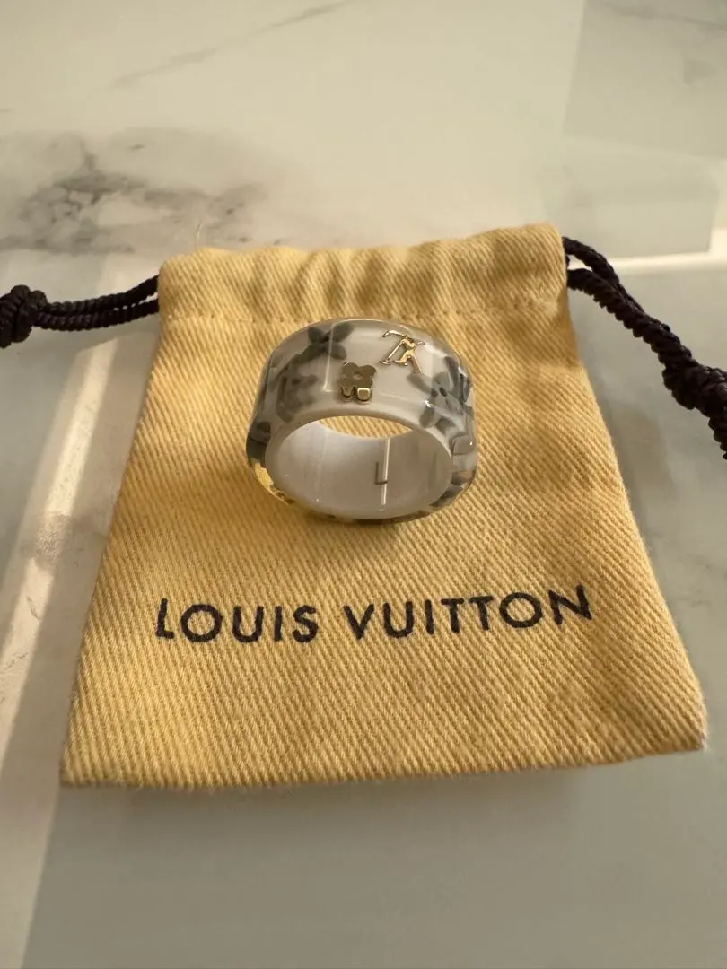 2026年最新】ルイヴィトンバーグファランドールの人気アイテム - メルカリ