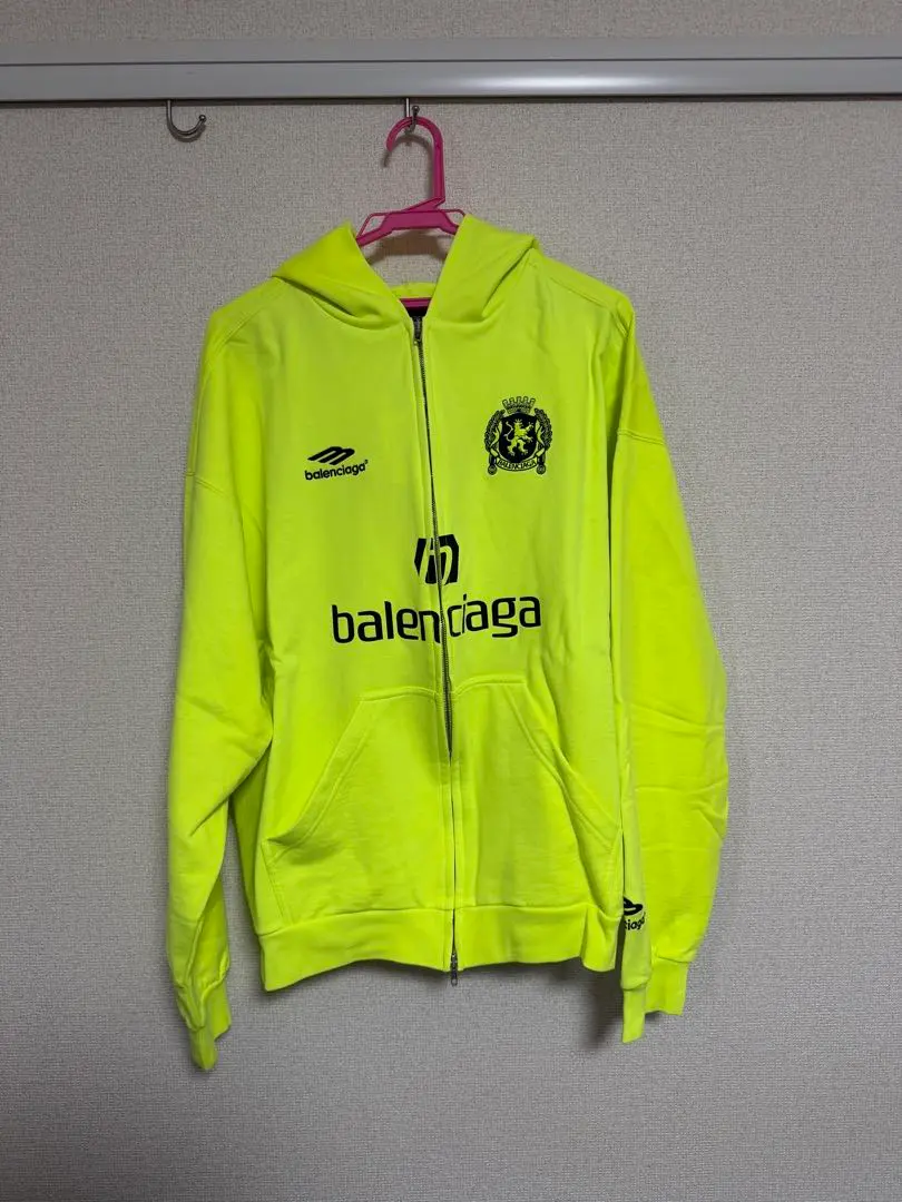 2026年最新】balenciaga paris soccerの人気アイテム - メルカリ