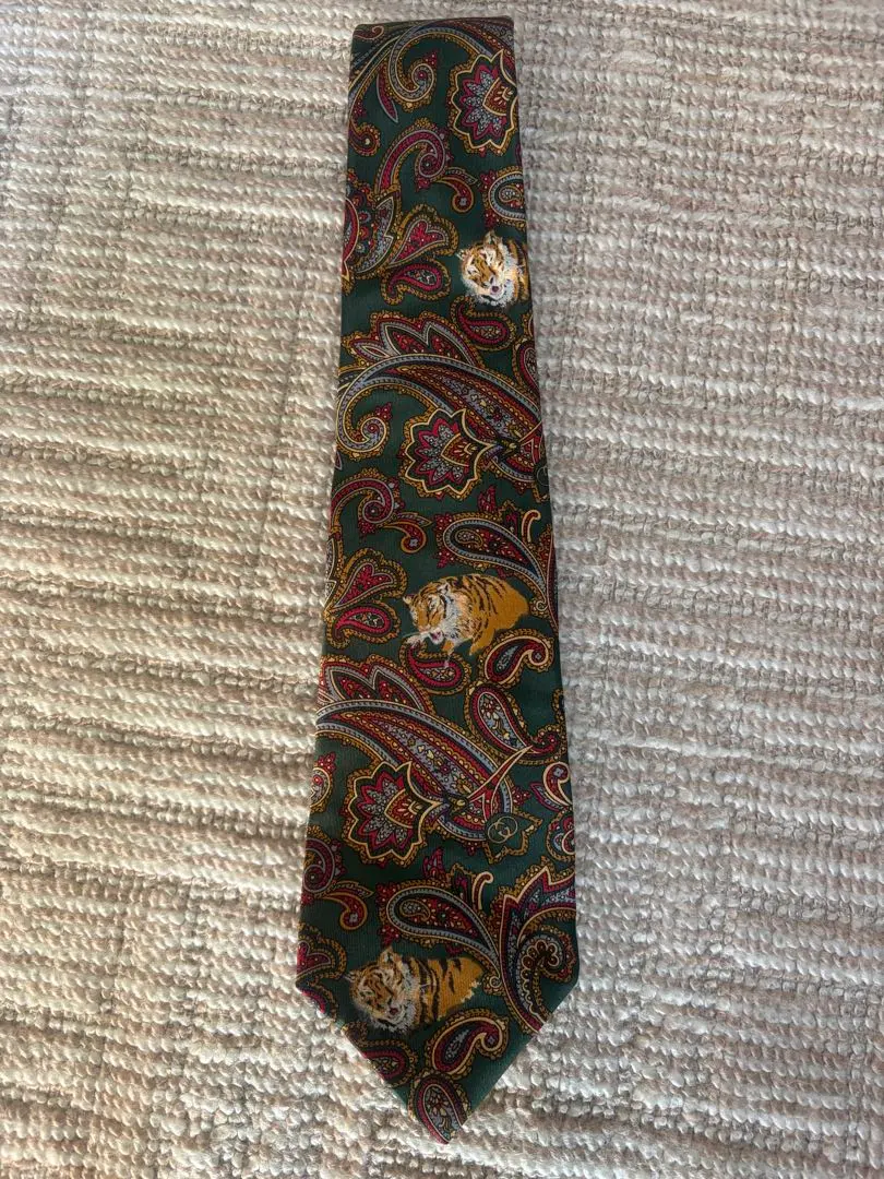 2026年最新】gucci ネクタイ 虎の人気アイテム - メルカリ