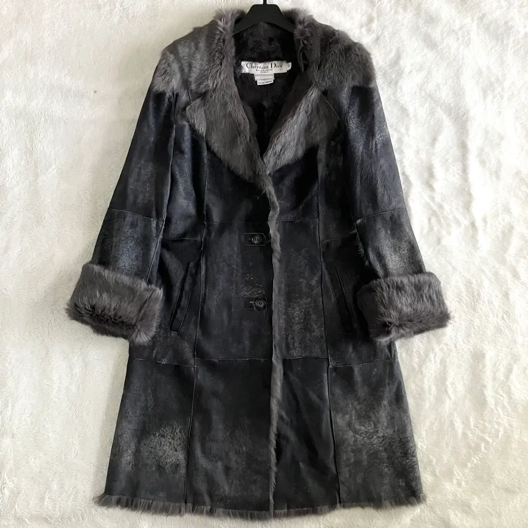 2026年最新】Christian Dior 毛皮・ファーコートの人気アイテム - メルカリ