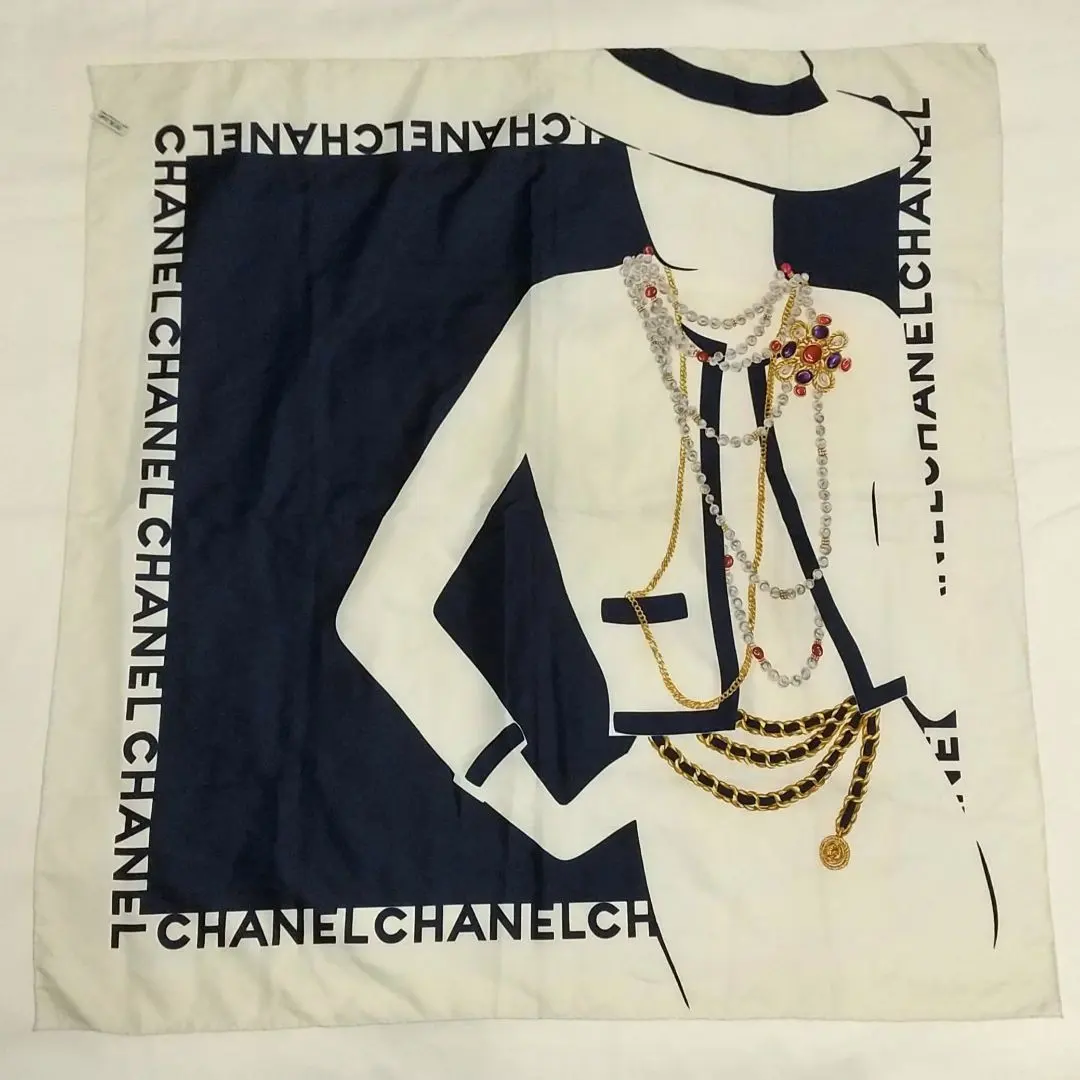2026年最新】シャネル マドモアゼル スカーフの人気アイテム - メルカリ