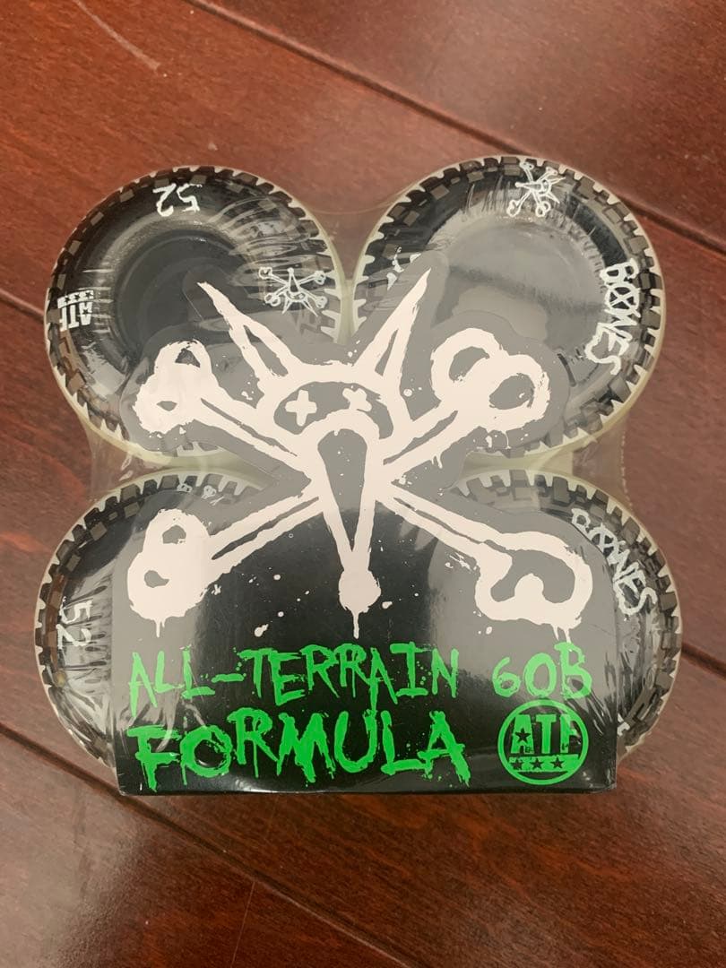 TRACKER DART トラック BONES ウィール ベアリング スケボー