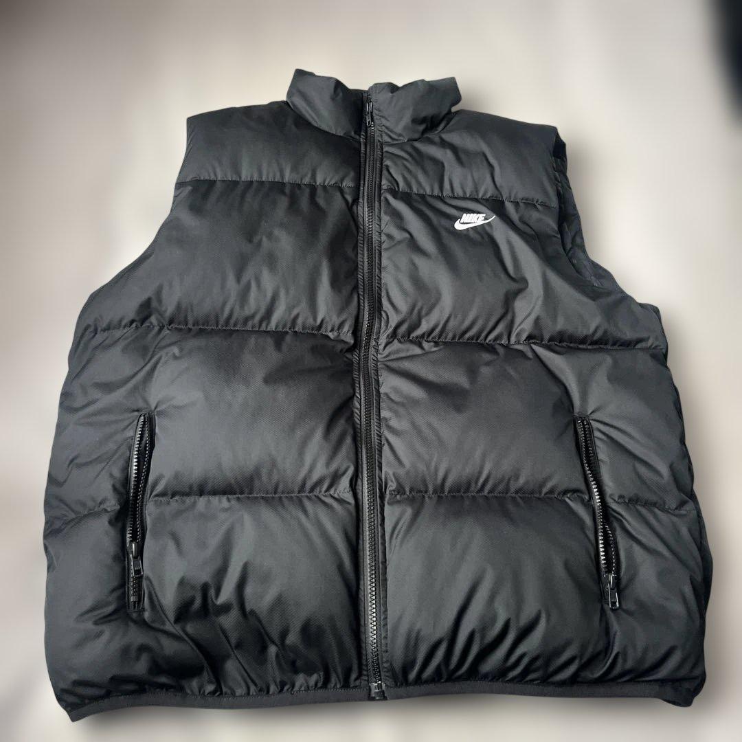 2月28迄値下げ Nike ブラック ダウンベスト XL - メルカリ
