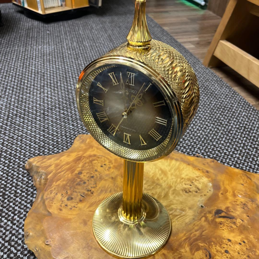 SEIKO 置き時計　ミッドセンチュリー　ゴールド調　新品未使用品 SEIKO 置き時計 ミッドセンチュリー ゴールド調 新品未使用品 2026年