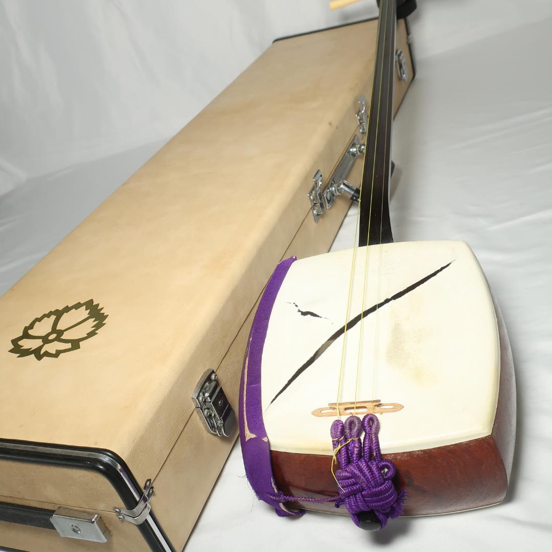 三味線 紅木 細棹 撥 予備弦 ハードケース付 和楽器の通販｜emlaakna.com