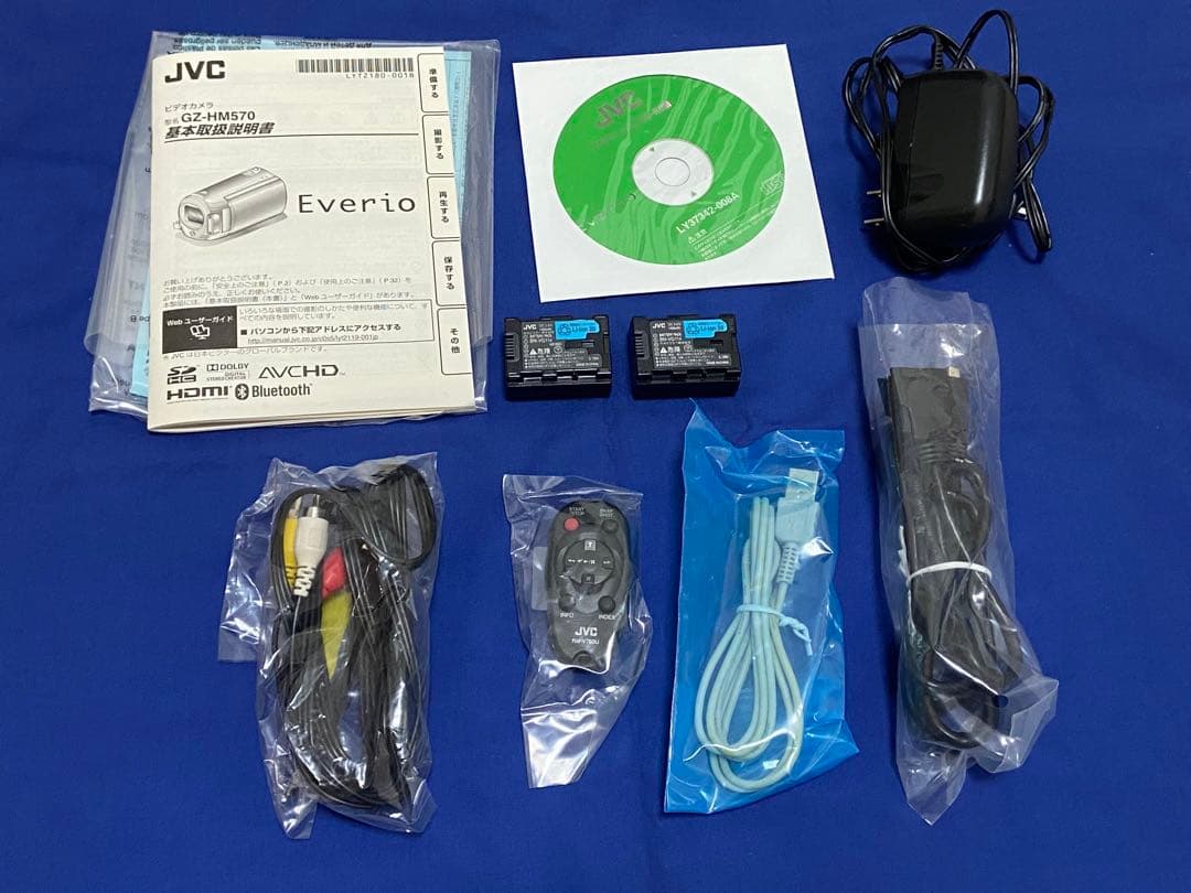 JVC Everio GZ-HM570純正バッテリー2個➕付属品 - メルカリ