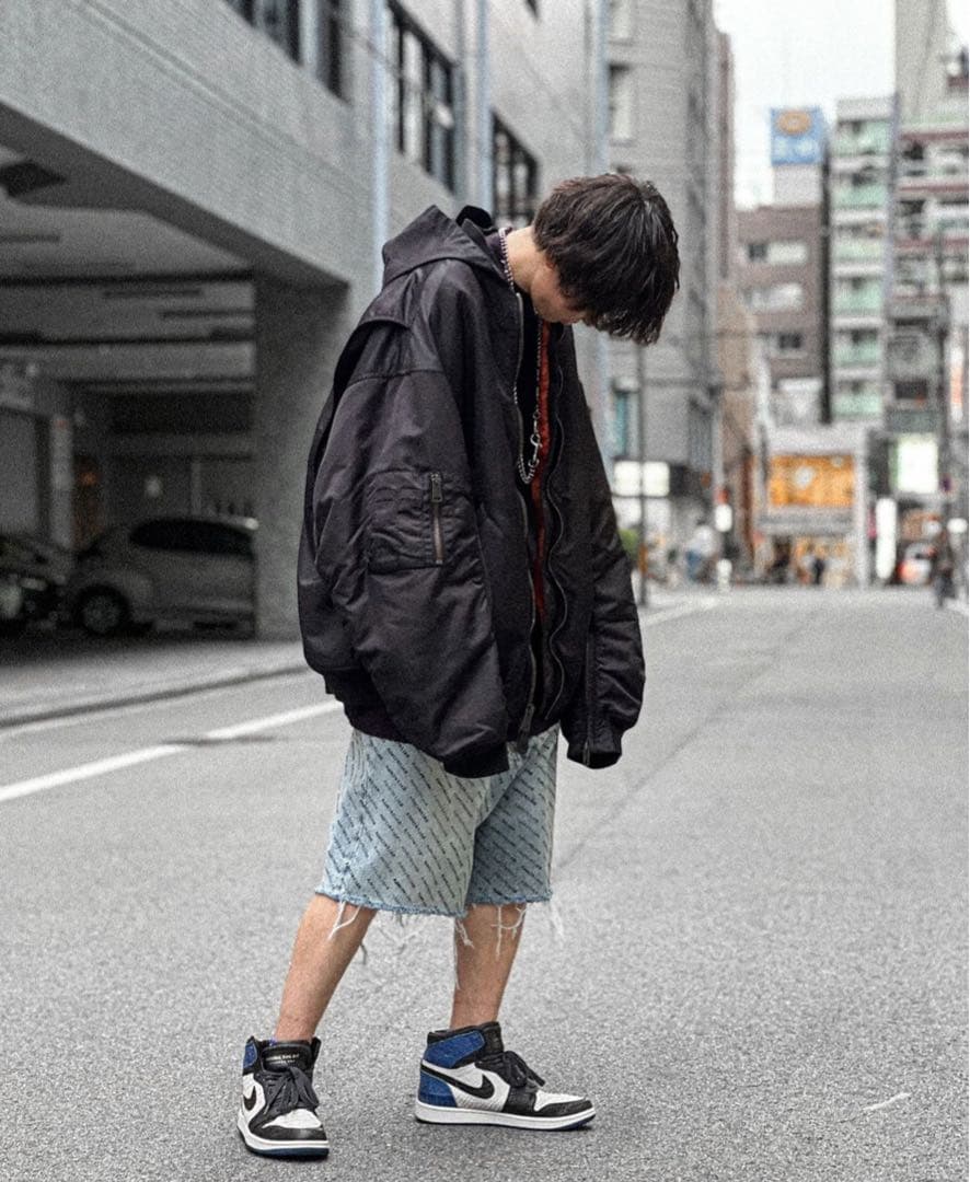 あんしん鑑定済】BALENCIAGA ボンバージャケット - メルカリ