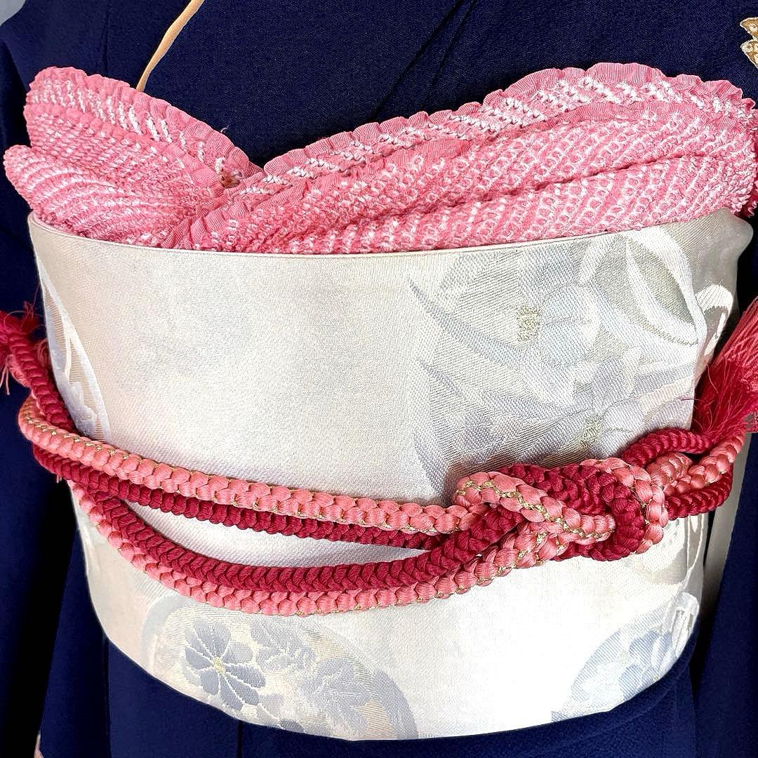 まる様専用ページ 手描き友禅 成人式振袖 振袖 裄丈69 - メルカリ