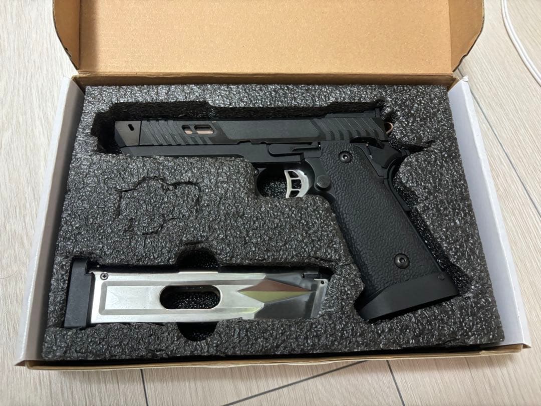 ピットバイパー ジョン・ウィック 映画 ジョンウィック 4 で使用される TTI Pit Viper がエアソフトガン