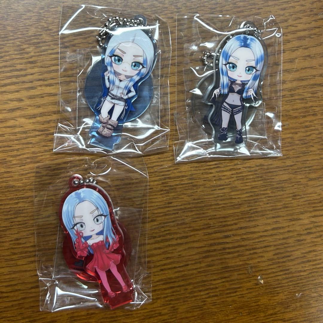 値下げ！】ちゃんみな 会員限定 ガチャ キーホルダー アクスタ - メルカリ