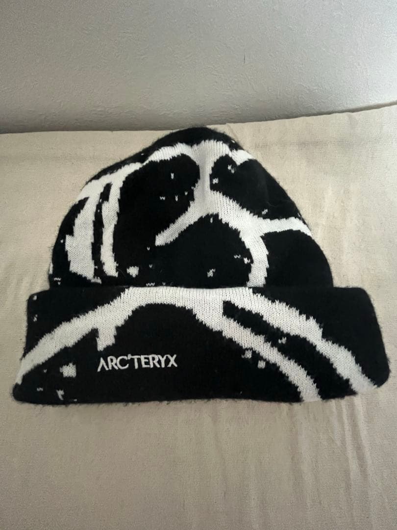正規品」ARC'TERYX ニット帽 フリーサイズ ブラック・ホワイト - メルカリ