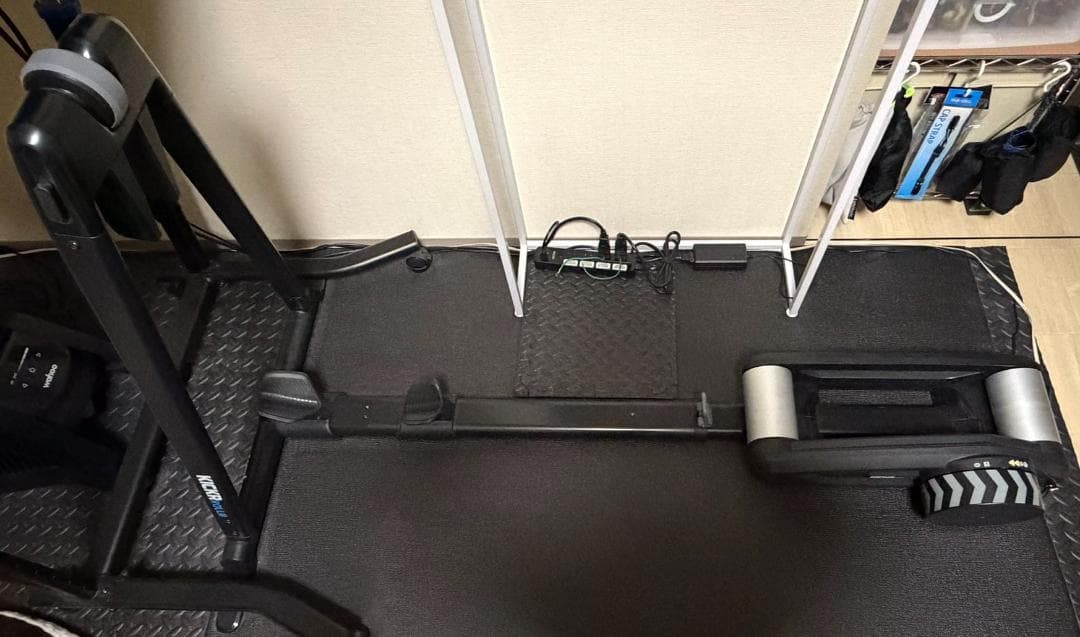 Wahoo KICKR ROLLR ワフー キッカーローラー KICKR ROLLR （キッカーローラー）スマートバイクトレーナー | Wahoo